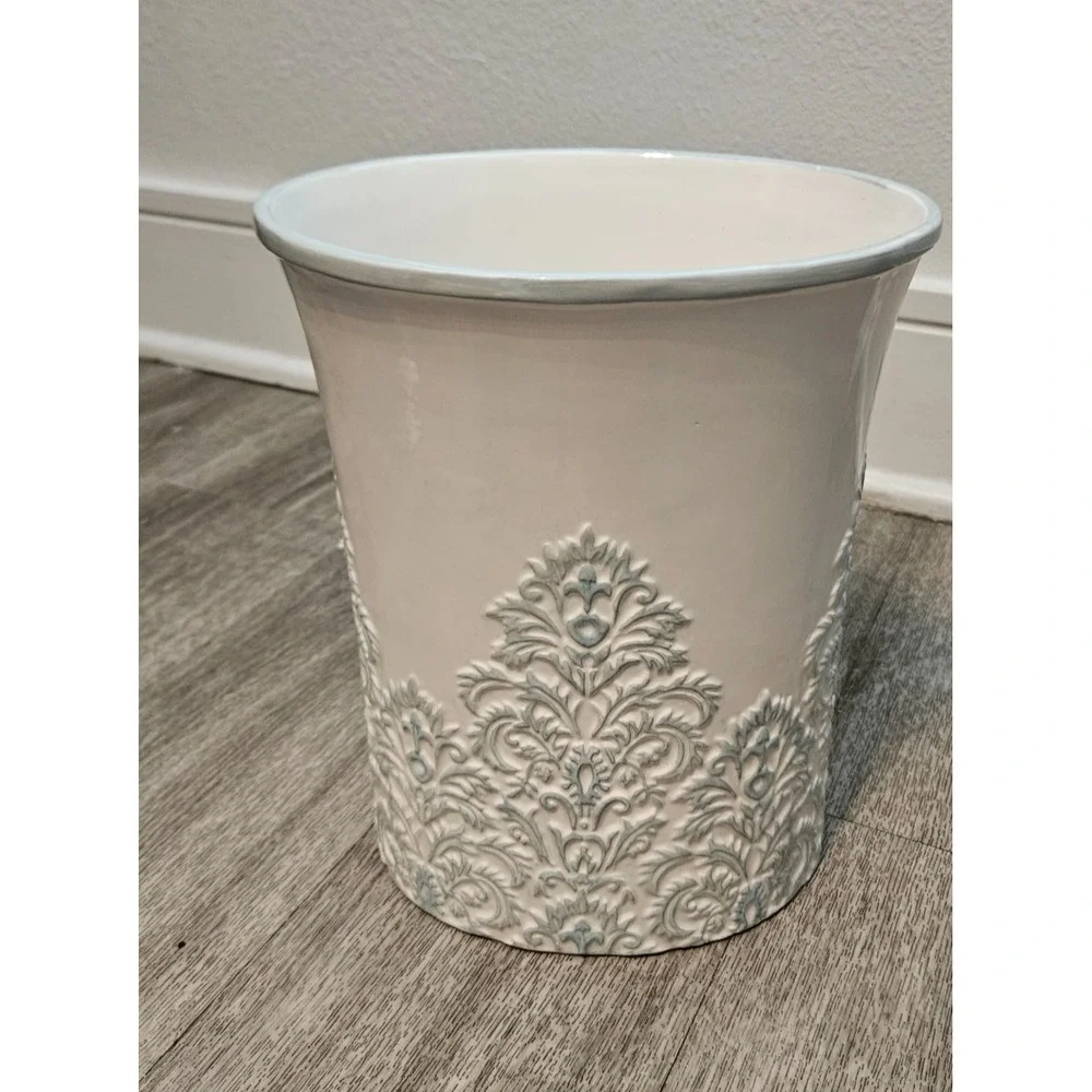Ceramic Wastebasket 10